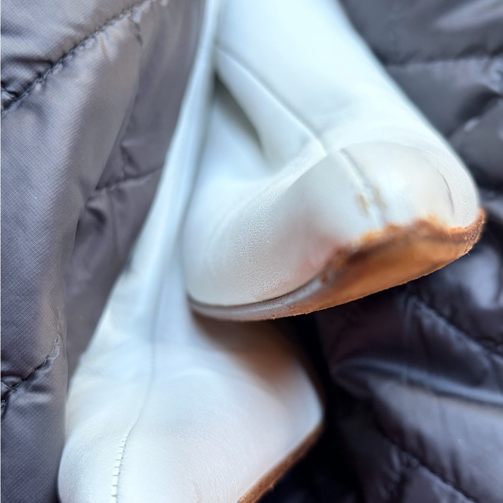Vero Cuoio White Heeled Boots - Picture 3 of 16